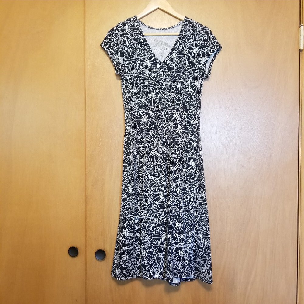 Black and white Sahalie knit dress, size small